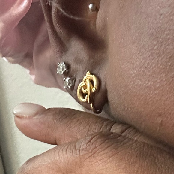 Christian Dior authentic clip on earrings - Picture 5 of 5